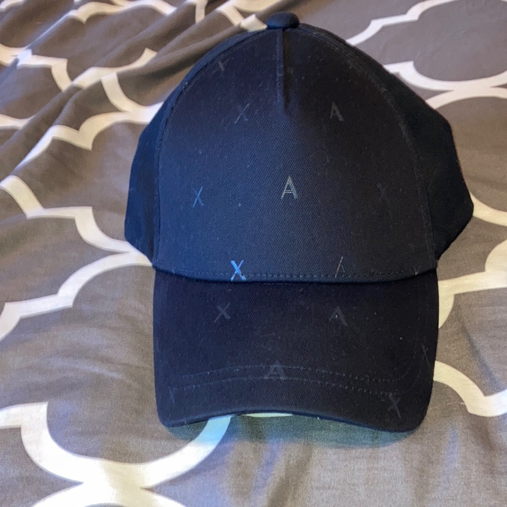 Strap back hat